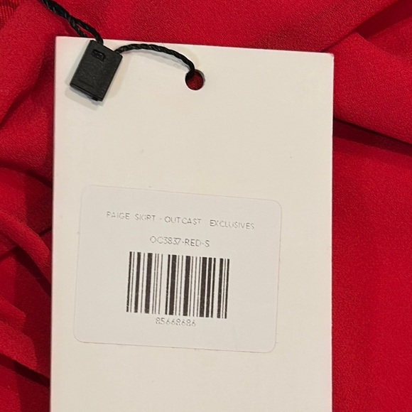 Outcast NWT Vibrant Red Top and Skirt Set - Picture 5 of 6